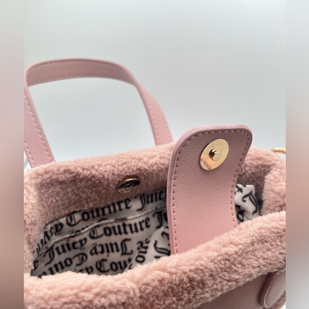 Juicy Couture Women’s Dusty Blush Sherpa  Silver Lining Mini Tote Crossbody OS - Picture 9 of 13